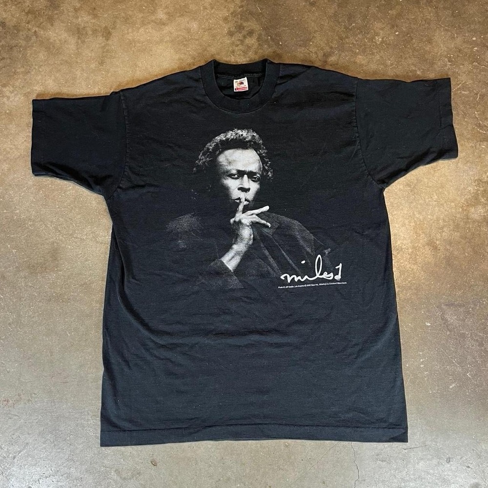 Vintage 90s single stitch Miles Davis black tee Men's Size XL
